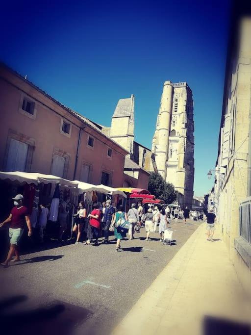 Gite De La Cathedrale 2 Лектур Екстер'єр фото